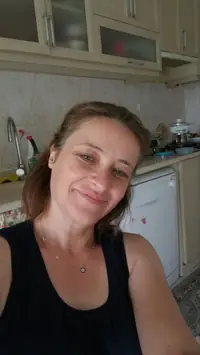 Camila R., 38 anos